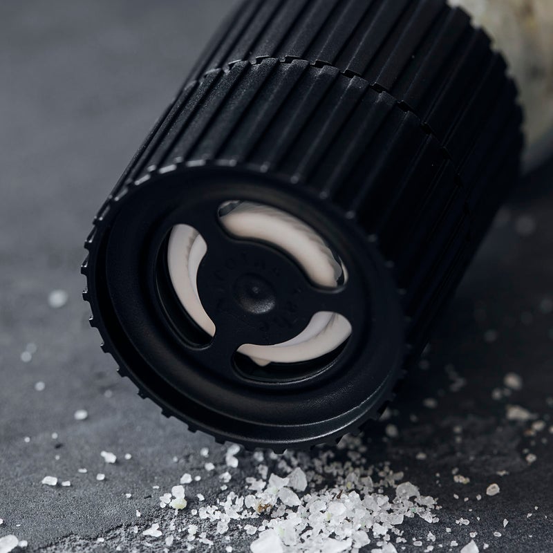 Suola Parmesan cheese & basil, Nicolas Vahe