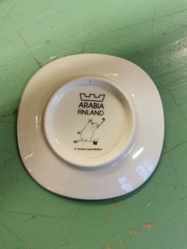 Muumi sein&auml;lautanen- Pikku Myy ja Muurahainen