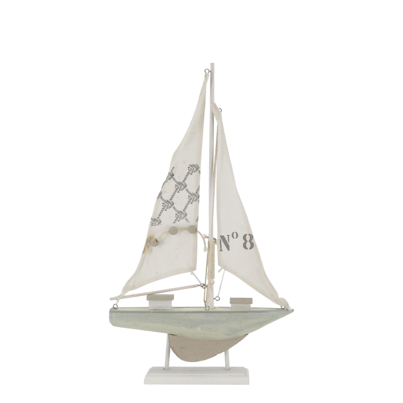 Koristeellinen purjevene jalustalla &ndash; merihenkinen sisustusesine