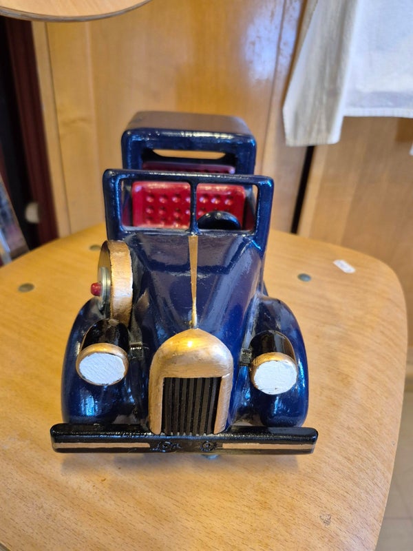 Puuauto sininen, Vanhat aarteet