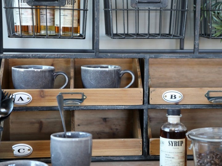 Sein&auml;hylly antique coal , Chic Antique