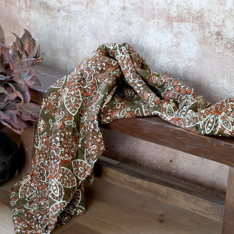 Torkkupeitto paisley- kuosilla Moss & terrakotta